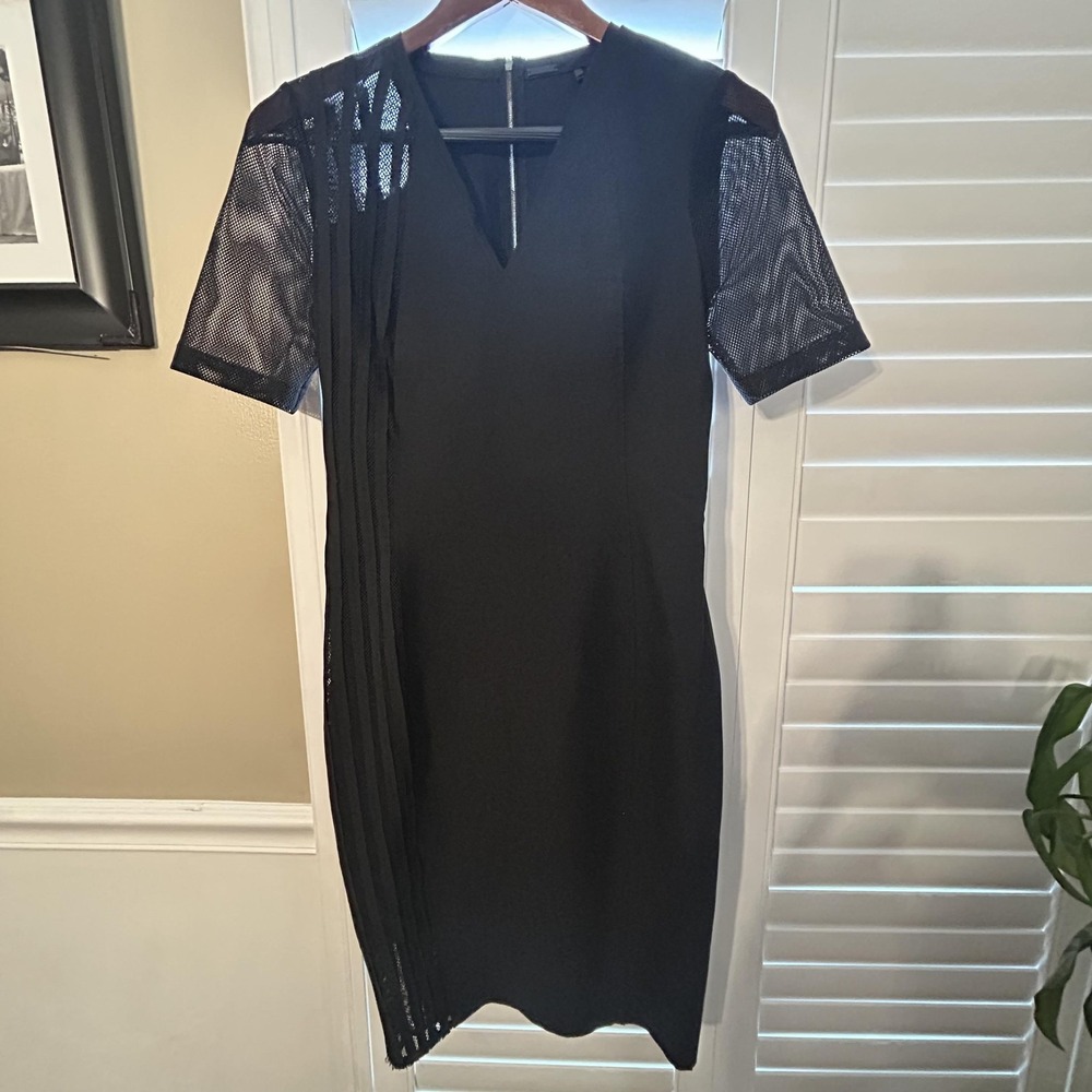 Tahari Dress Womens Size 4 Black Mesh Sleeve Sheath V Neck Cocktail Party